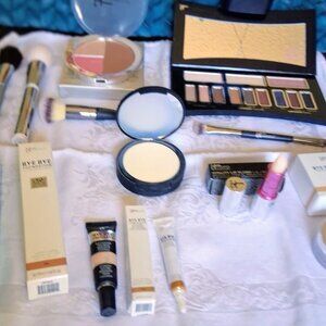 Supremo it Cosmetics Makeup Kit